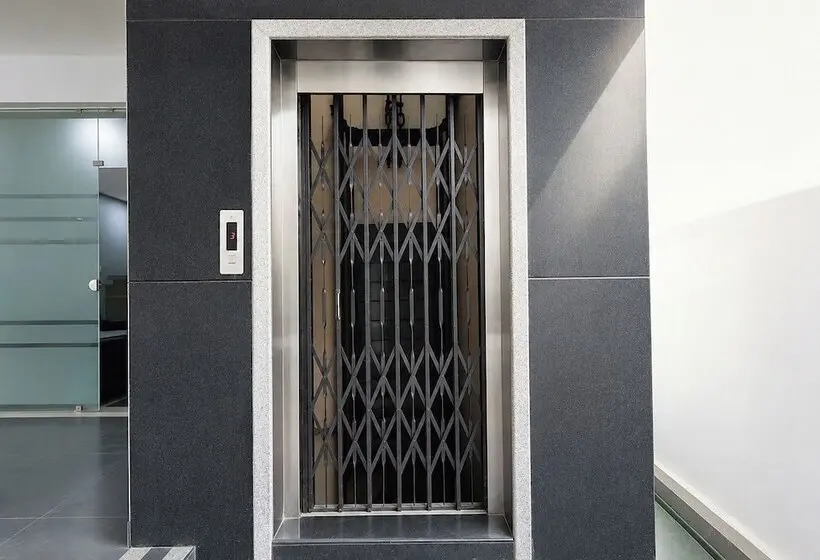 Fabhotel Ssr