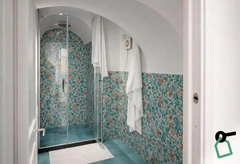ホテル Hotiday Positano Suites And View