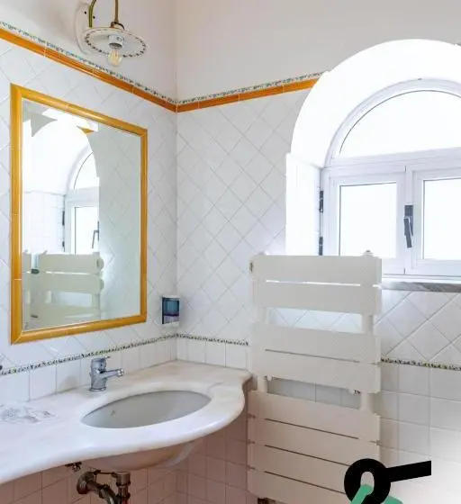 ホテル Hotiday Positano Suites And View