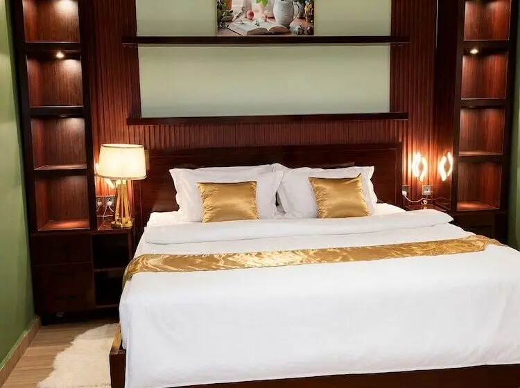 هتل Lux Primera