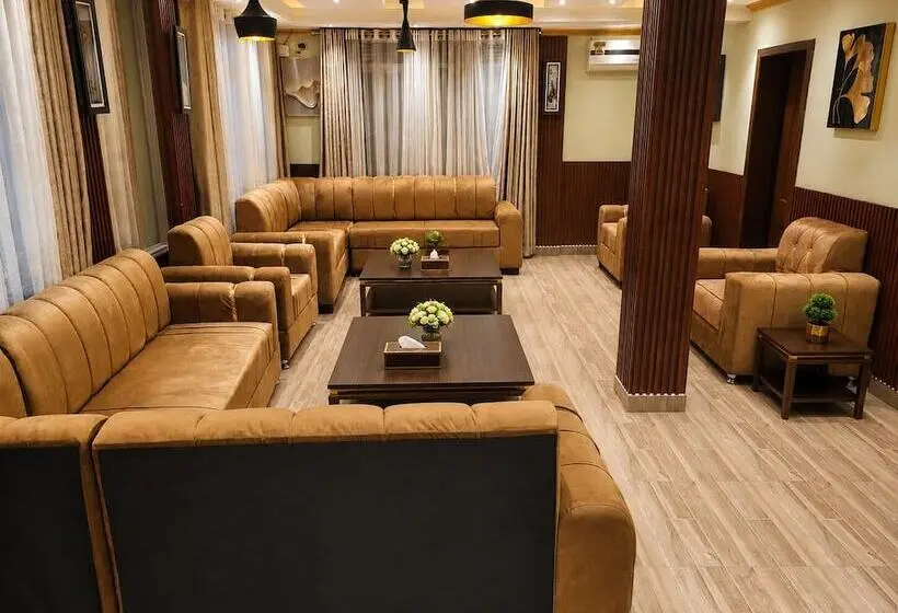 هتل Lux Primera