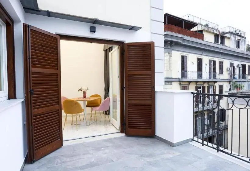 Hotiday Room Collection   Napoli Centro Storico