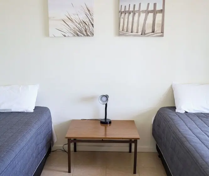 Motelli Robe Sunset Apartments