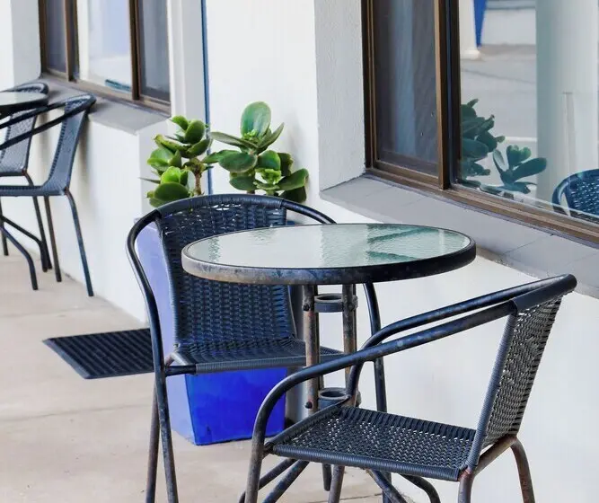 Motelli Robe Sunset Apartments