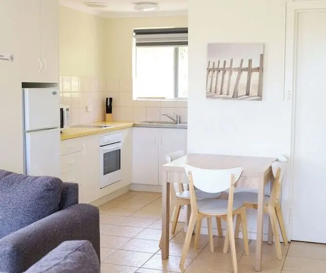 Motelli Robe Sunset Apartments
