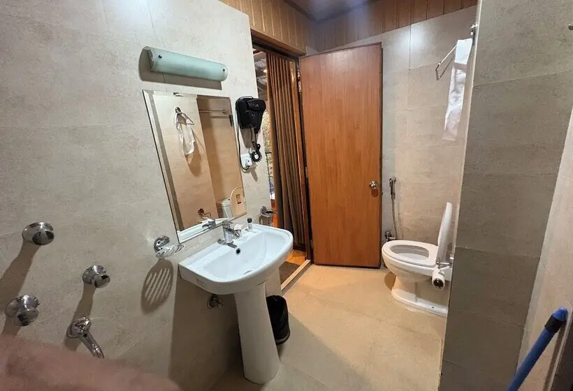 Ninamma Hotel In Upper Sichey