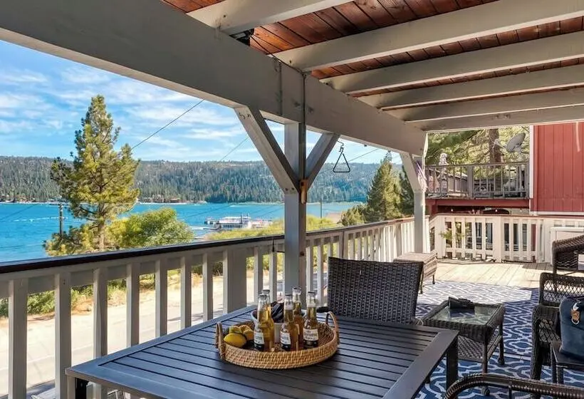 North Shore Chalet By Avantstay Lakefront + Private Dock + Beach Hiking + Trails