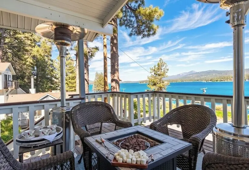 North Shore Chalet By Avantstay Lakefront + Private Dock + Beach Hiking + Trails