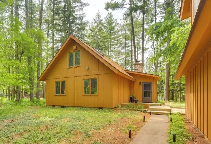 Private Beach On Shell Lake! Luxe Cabin Retreat