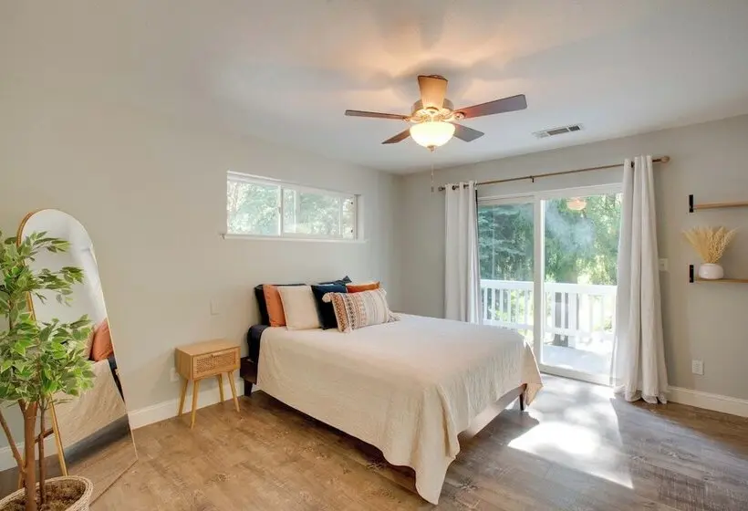 Total Seclusion: Pollock Pines Home On 5 Acres
