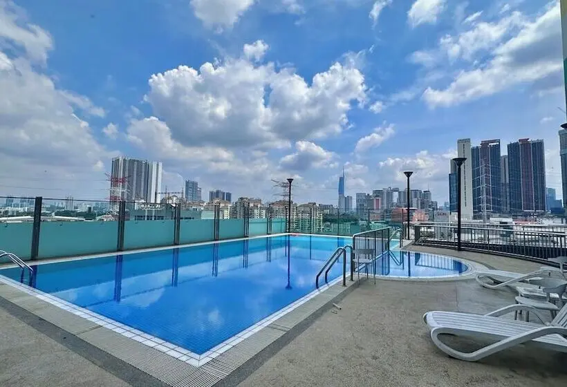 103 Hotel By Manatidur