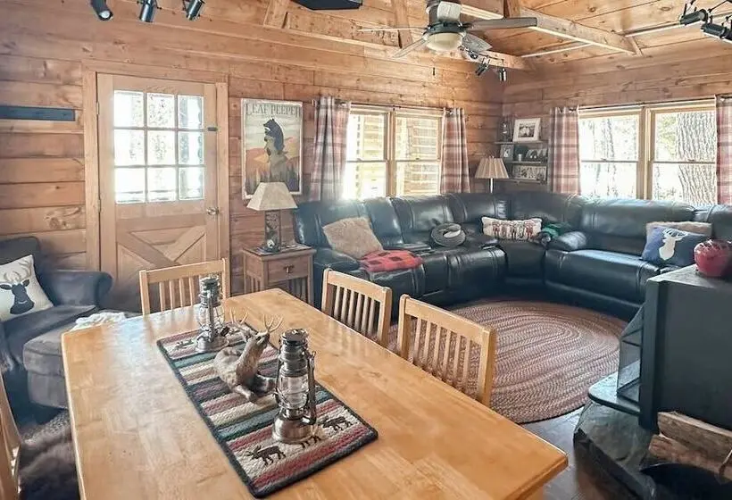 Cozy Log Cabin W/ Deck, Bbq Grill & Outdoor Firepit On Lower Wilson Pond