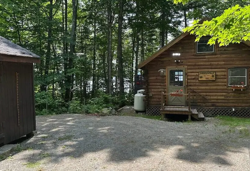 Cozy Log Cabin W/ Deck, Bbq Grill & Outdoor Firepit On Lower Wilson Pond