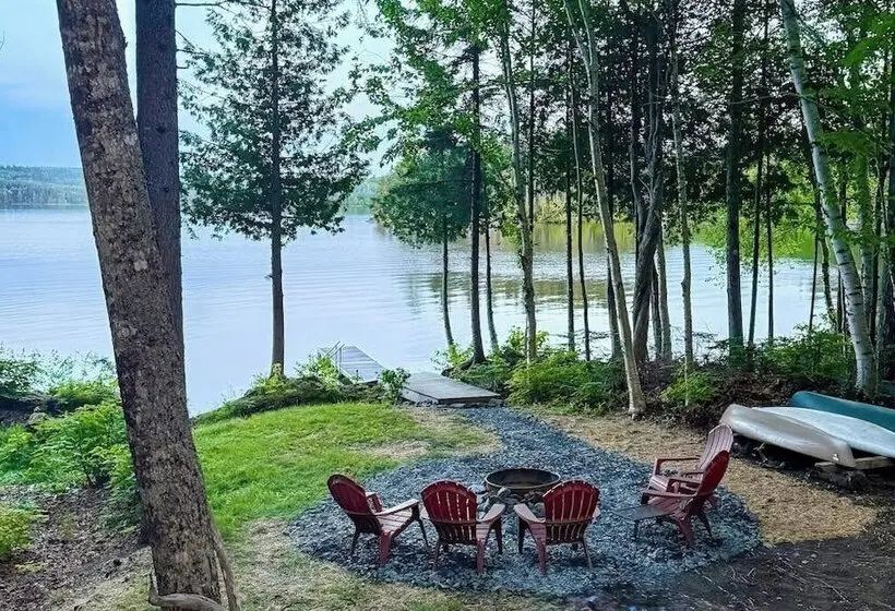 Cozy Log Cabin W/ Deck, Bbq Grill & Outdoor Firepit On Lower Wilson Pond