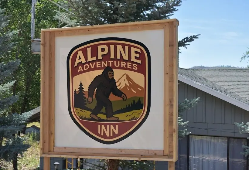 ホテル Alpine Adventures Inn