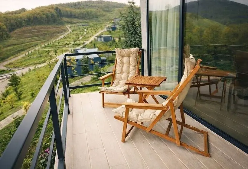 Hotelli Feradis Resort