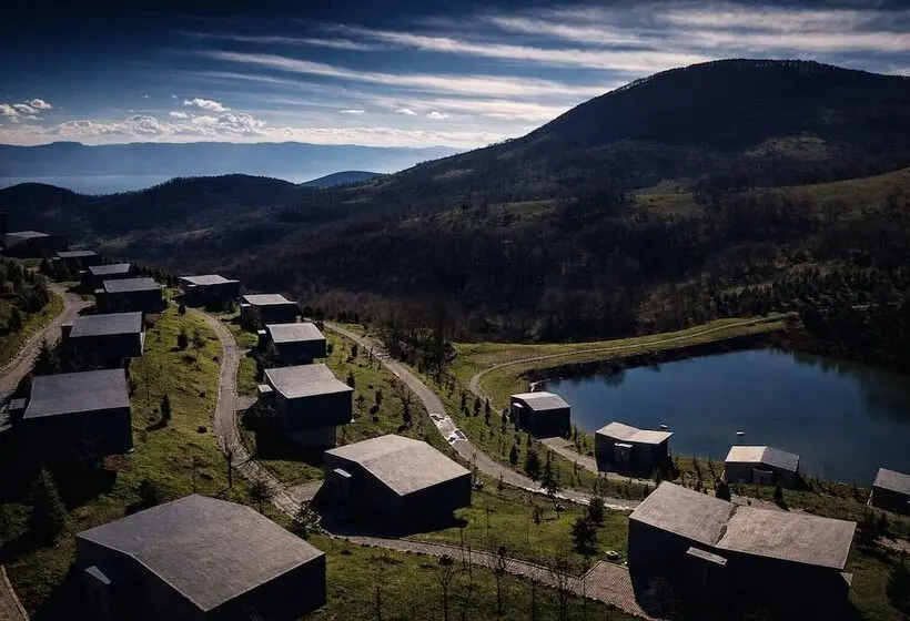 Hotelli Feradis Resort