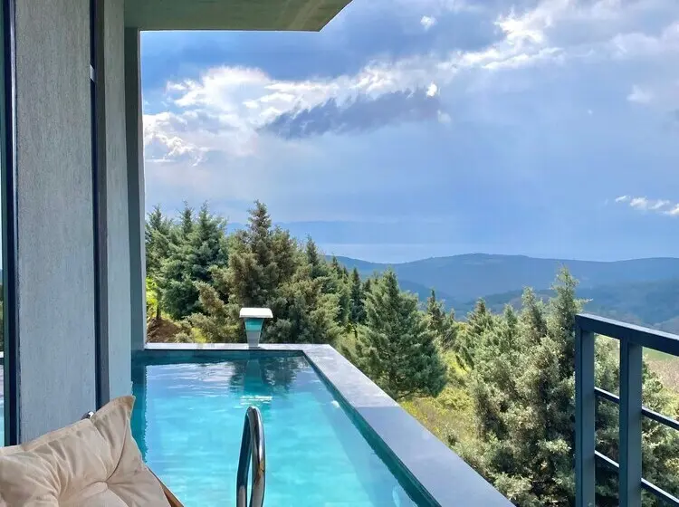 Hotelli Feradis Resort