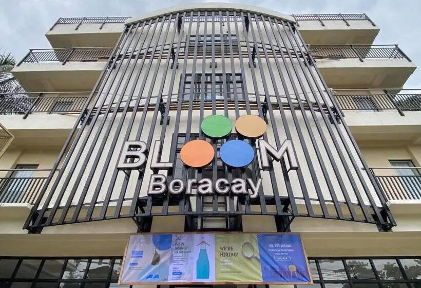 هتل Bloom Boracay