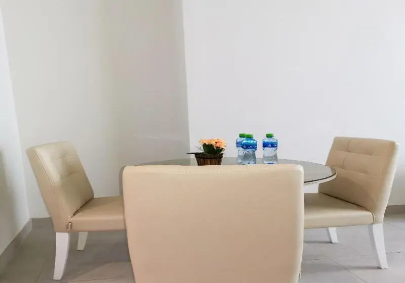 هتل The Spot Residence