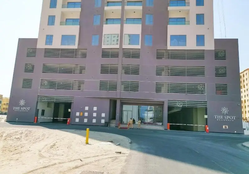 هتل The Spot Residence