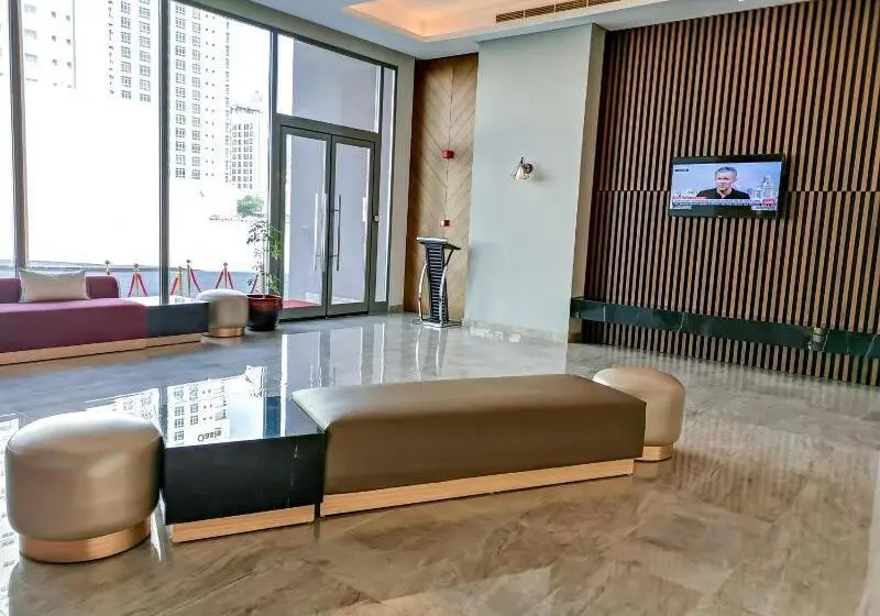 هتل The Spot Residence