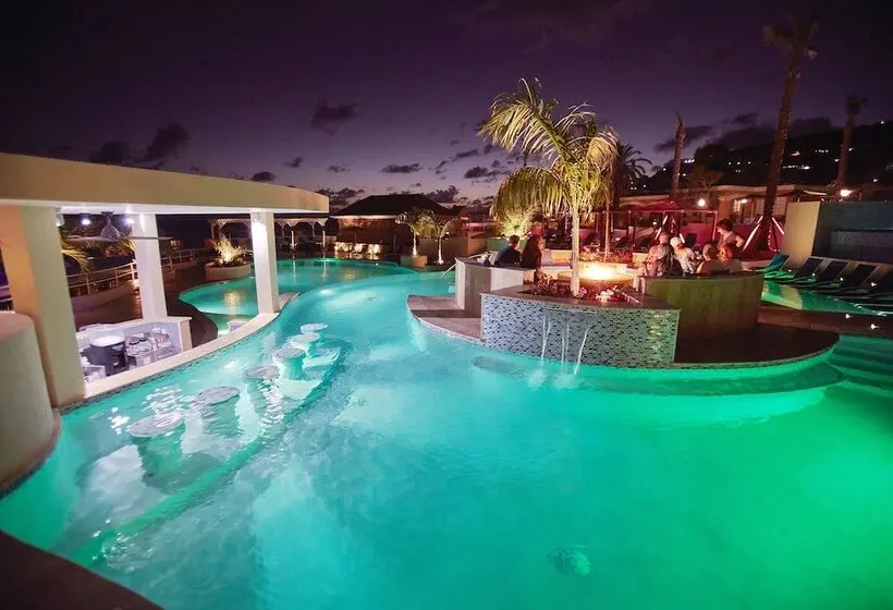 هتل Oceans At Divi Little Bay