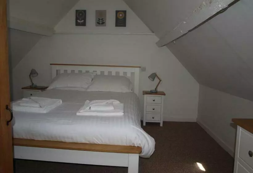 ユースホステル Red Lion