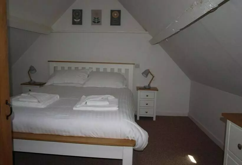 ユースホステル Red Lion