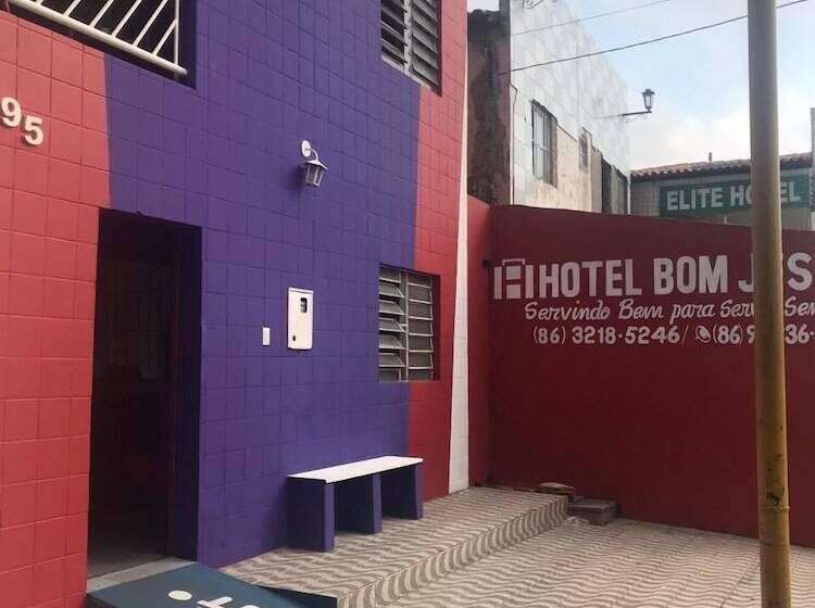 בית מלון כפרי Bom Jesus