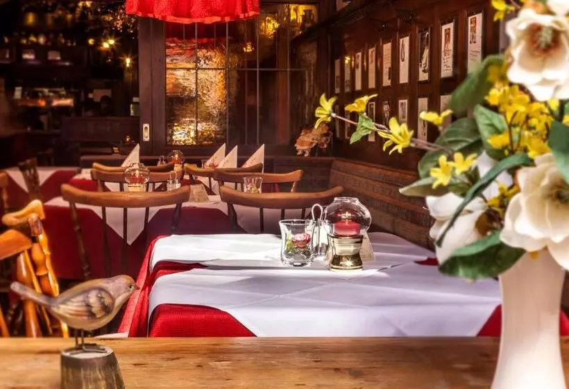 هتل Gasthaus Löwen
