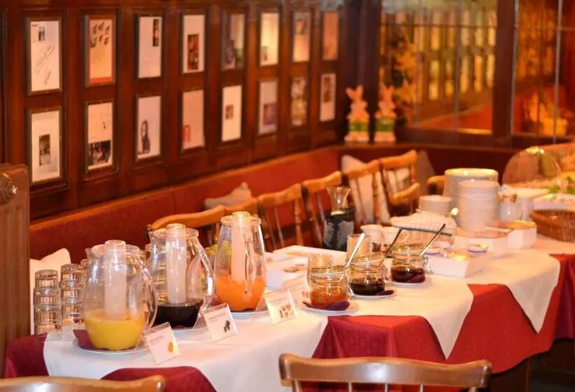 هتل Gasthaus Löwen