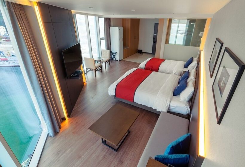 Venezia Hotel And Resort