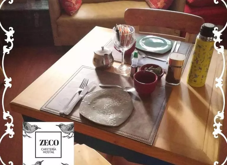 ペンション Zeco