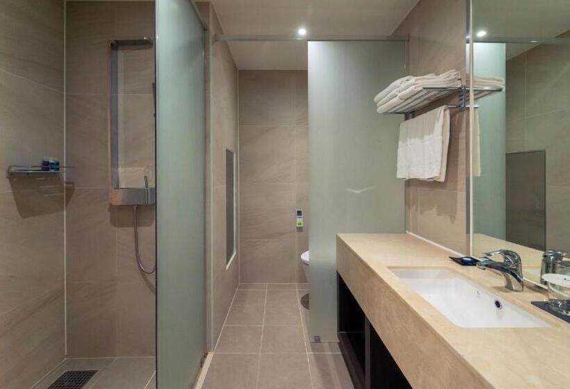 Venezia Hotel And Resort