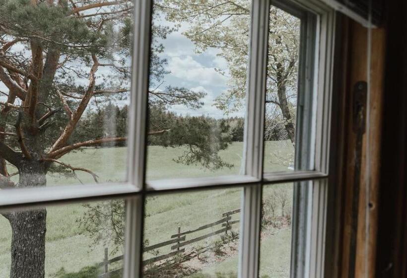 Bed & Breakfast The Kitch Inn Boutique Inn And Wine Bar