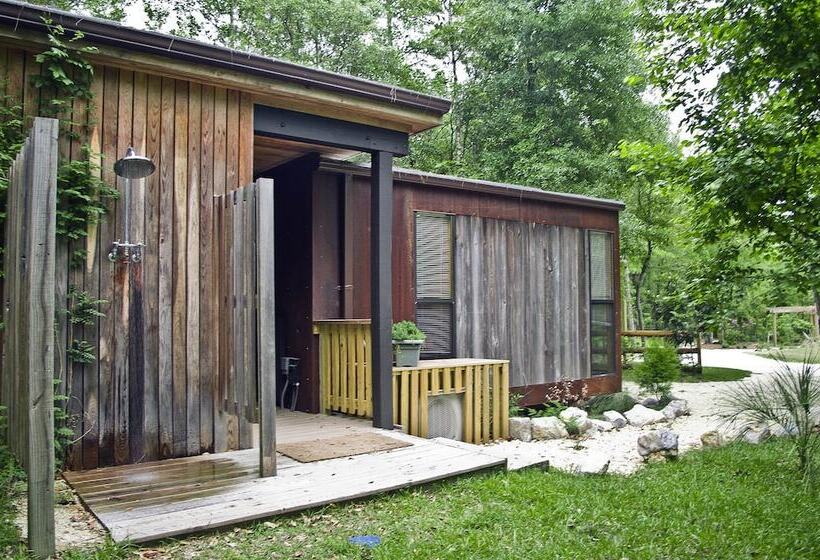 渡假胜地 Coldwater Gardens