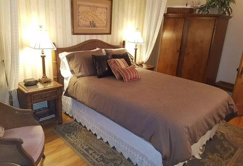 Retkeilymaja Les Trois Erables Boutique Inn