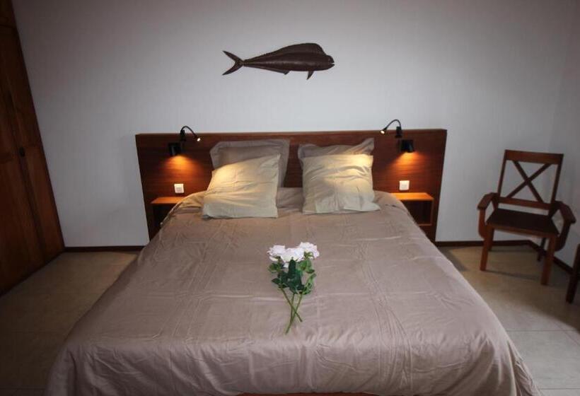 پانسیون Casa Evora   Luxury And Beach Front