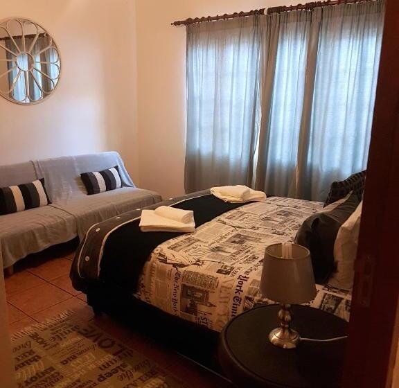 ペンション Oppi Rotse Guesthouse