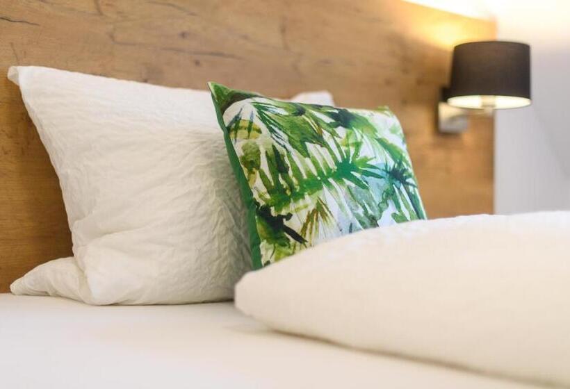 펜션 Zum Scheffelhof