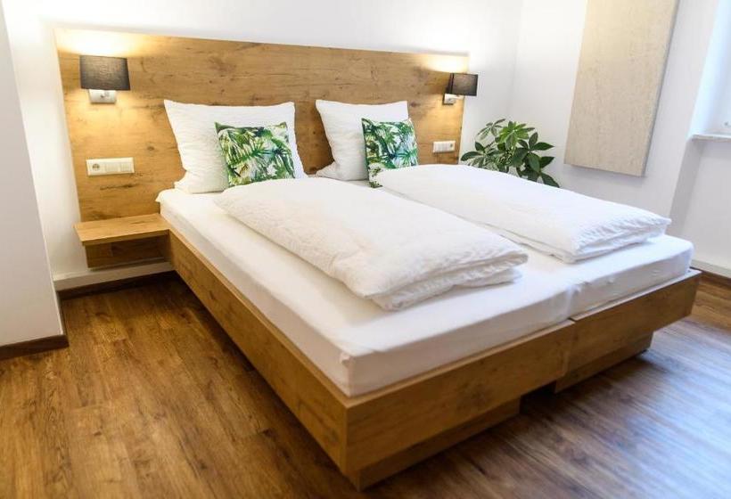 펜션 Zum Scheffelhof