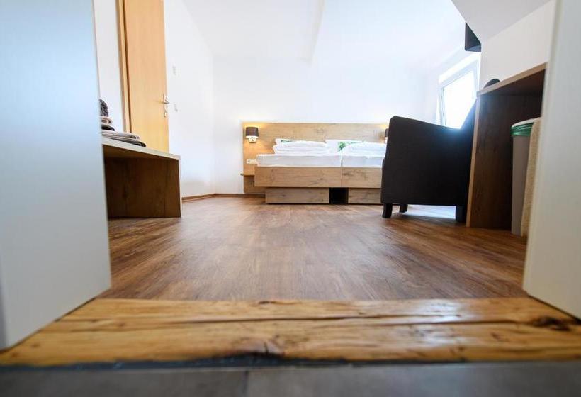 펜션 Zum Scheffelhof