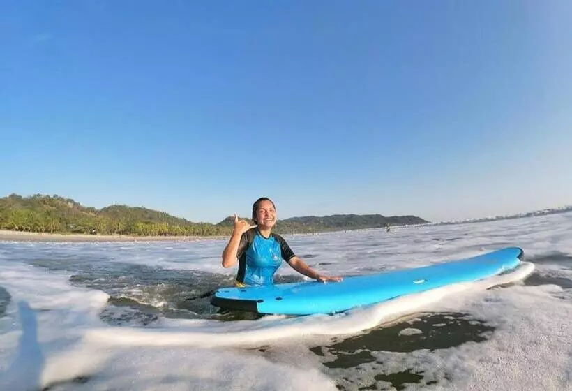 Majatalo Cocobolo Surf Hotel & School