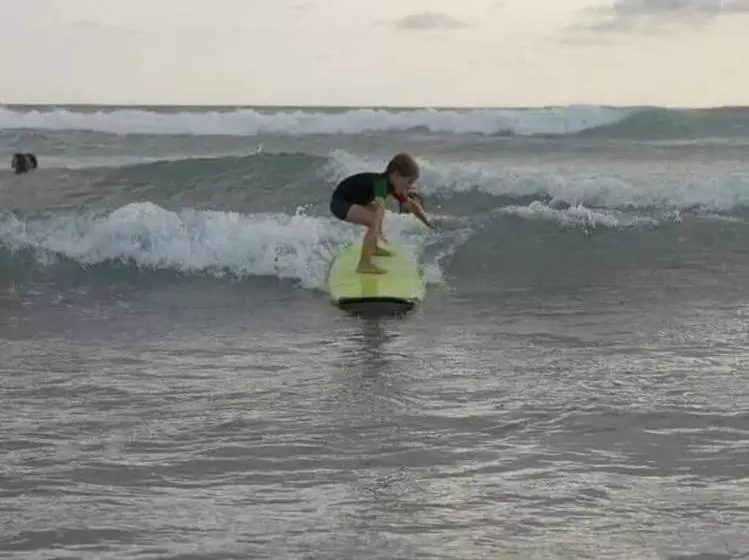 Majatalo Cocobolo Surf Hotel & School