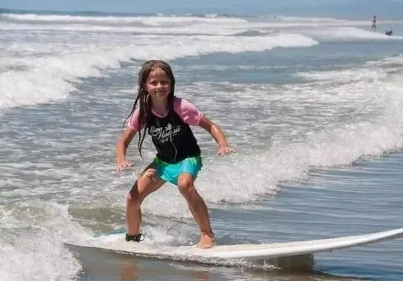 Majatalo Cocobolo Surf Hotel & School