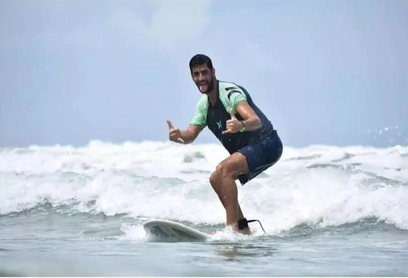 Majatalo Cocobolo Surf Hotel & School