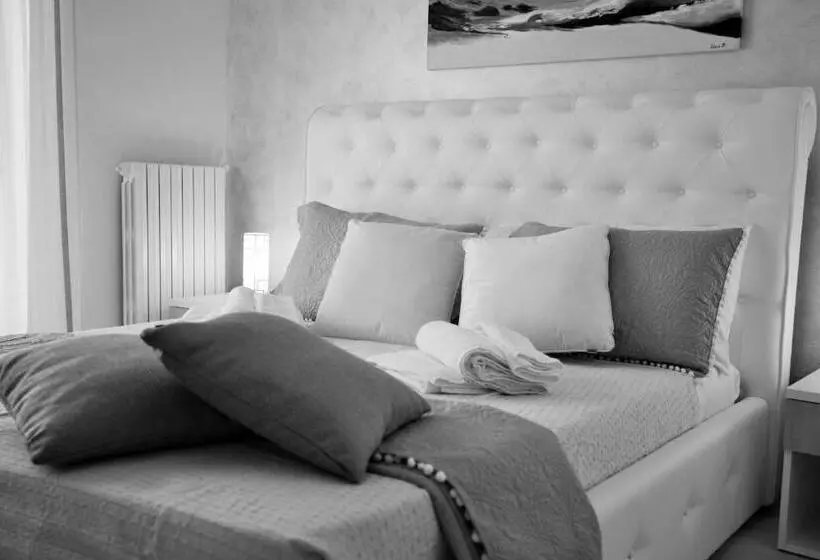 تختخواب و صبحانه Central Apartments