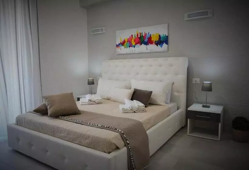 تختخواب و صبحانه Central Apartments