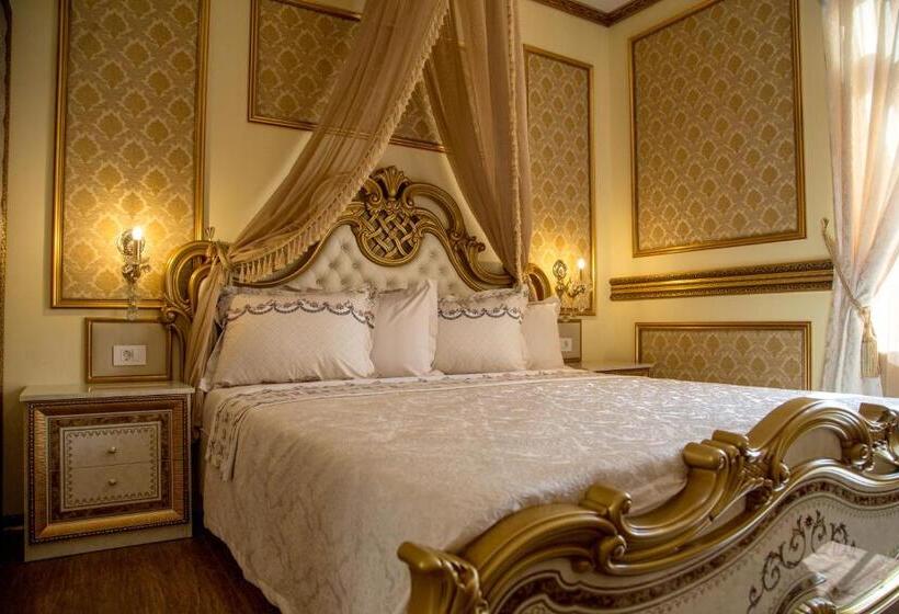 هتل Robevski Luxury Rooms
